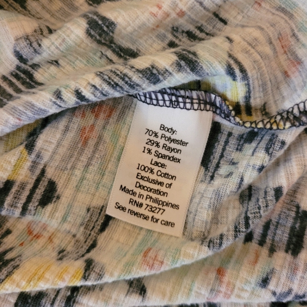 LC. Lauren Conrad Cold Shoulder Top XXL - Picture 4 of 6